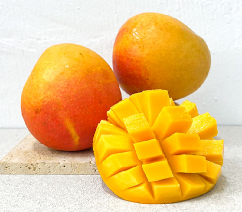 R2E2 Mango